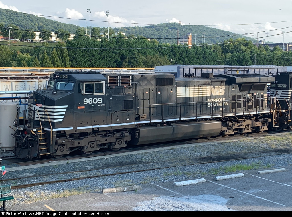 NS 9609